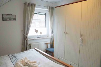 Peters, Ute - Ferienwohnung - 35076