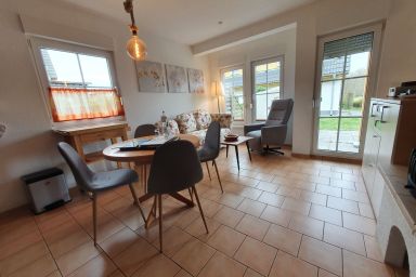 Gemütliche Wohnung mit Grill und Garten - Gemütliche Wohnung mit Grill und Garten .1