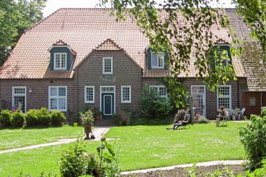Ferienhof Historisches Altwerdumer Grashaus in Werdum - Ferienwohnung Taubenschlag