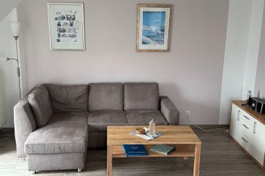 Seepark Burhave / Reetdachhaus 2 - RDH-2.01, 6 Pers., ca. 50 qm (H)