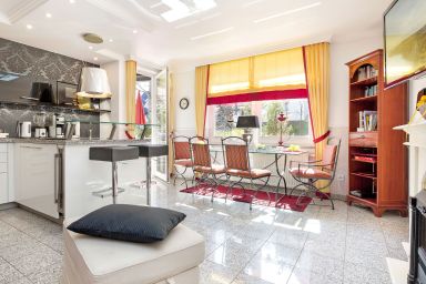 Villa A Cappella Binz | Wohnung 01 | Gelbe Orchidee