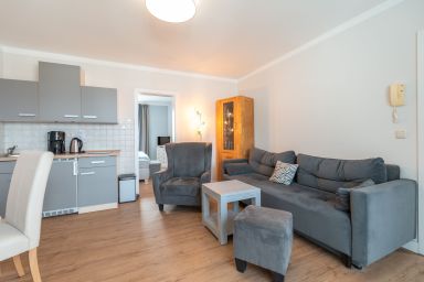 Ahlbeck, Haus Walfisch - App. 1,3,4 - WG 4 - OG links