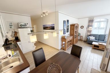 F: Kurparkresidenz Baabe Whg. 05 Meeresgarten mit Terrasse - Kurparkresidenz Baabe Whg. 05 Meeresgarten mit Terrasse