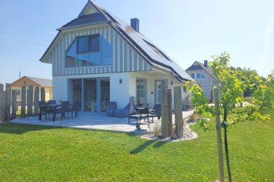 Haus MeerZeit am Bodden zw. Darss/Rügen mit Kamin & Sauna - Ferienhaus MeerZeit