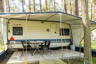 Urlaub im Wohnwagen - mitten im Wald - Wohnwagen 16