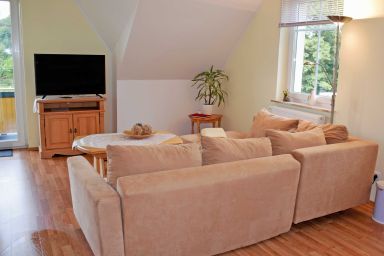 Ferienwohnungen zur Granitz mit Terrasse - 01 Ferienappartement zur Granitz mit Balkon