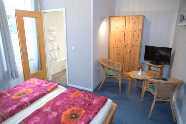 Pension Pohnsdorfer Mühle Gästezimmer - Familienzimmer - Zi. 4 und 5 mit  DU/WC im EG