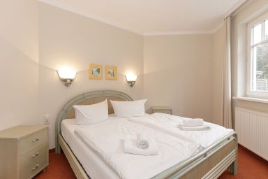 FeWo Am Strand / Strandvilla Belvedere (Ostseeallee) - FW 17, Ferienwohnungen am Strand - max. 4 Personen