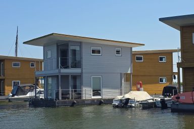 05. Floating-Houses (75 m²) SteelVoll mit Infrarotsauna - Floating House SteelVoll mit Infratotsauna