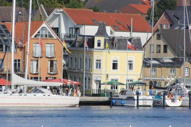 Ferienwohnungen am Hafen, S.Boettcher - FW Heringszaun