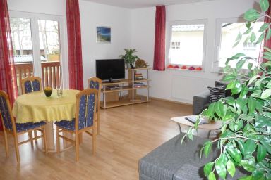 Haus Waterkant - ca. 300 m zum Strand - 3- Raum Fewo 3 mit Balkon