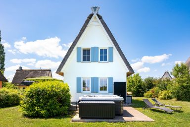 C 7 Premium Reethaus  Marvin  mit eigenem Whirlpool und Sauna