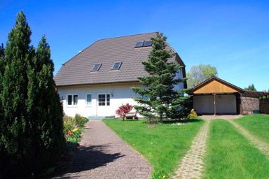 Ferienwohnung Landhaus Ahrenshagen-Daskow 571Z02