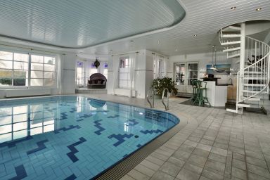 Villa Merle mit privatem Indoorpool