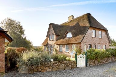 Reethüs Maj - links