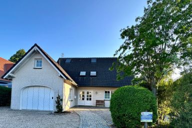 Mühlenstrasse 15 OG - komfortable und moderne Ferienwohnung in unmittelbarer Bodden-/ Hafennähe