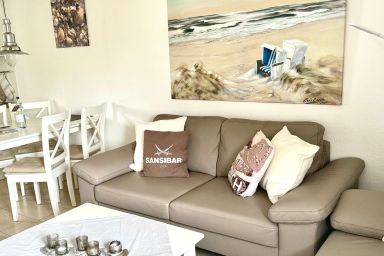 Friesenglück - 3-Zimmer-Ferienwohnung für bis zu 4 Personen mit Sonnenkuhle.