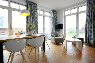 Ferienvillen Anna Düne - Tolle Familien-Ferienwohnung mit sonnigem, großem Süd-Balkon - 100 m zum Strand!