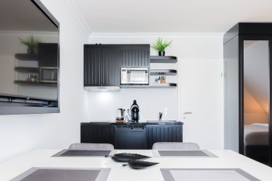Strandnahe & hochwertige Ferienunterkunft, mit Gartenzugang und Fahrradunterstellplatz - Gemütliche moderne Ostsee Ferienwohnung in Strandnähe