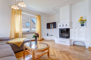 Ferienhaus Renate, Whg. 02 - Herzlich Willkommen im Haus Renate im Ostseebad Bansin auf Usedom.