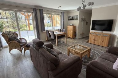Kaiserliches Postamt - Großzügige Ferienwohnung auf 72m² für 4 Personen mit Terrasse & TG-Stellplatz