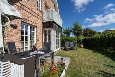 Eidumweg Whg. 3 - Helle und moderne Erdgeschosswohnung für 2 Personen mit Terrasse und Sauna