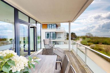 Südkap - Sonnenbalkon mit 1a Meerblick - Ferienapartment an der Ostsee - Südkap Apartment E-05