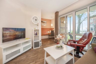 Seeblick Anlage - Traumhafte Ferienwohnung in Koserow an der Seebrücke direkt am Ostseestrand mit Meerblick,