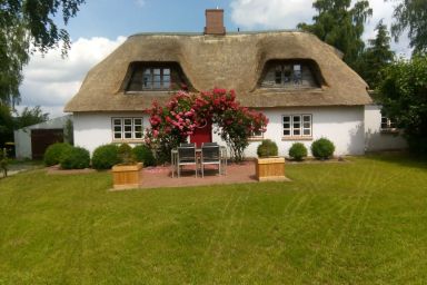 Kapitänshaus - Ferienhaus "Kapitänshaus" in Brodersby-Burg