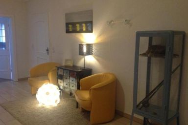 Große Ferienwohnung in Burhave mit Eigener Terrasse