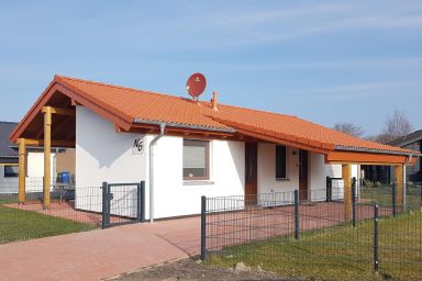 N6 Ferienhaus mit Garten in Eckwarderhörne