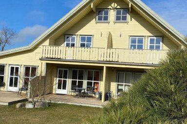 Ferienwohnung mit Terrasse für zwei Erwachsene und ein Kind