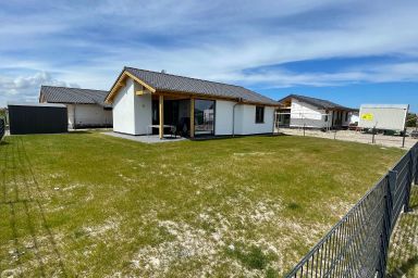 G12 Ferienhaus in Eckwarderhörne mit Gartenhaus