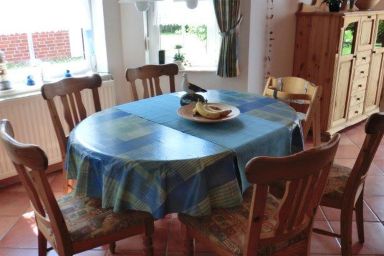 Ferienhaus Lisa - Ferienhaus mit Garten, 70qm, 2 Schlafzimmer, max. 4 Personen (plus 2 Kleinkinder)