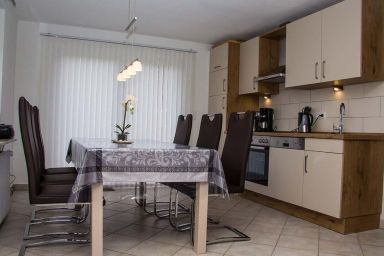 Tinis Huus ant Siel - Tinis Huus ant Siel .1