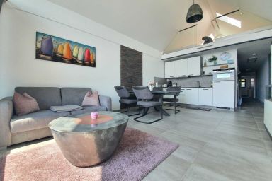 Haus Besch - Apartment Fernweh - Fernweh: 86m², 3-Raum, 4 Pers., Balkon, WLAN, Sauna