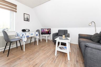 Ferienwohnungen im Haus Waterkant in Neuharlingersiel - Ferienwohnung Strandaster