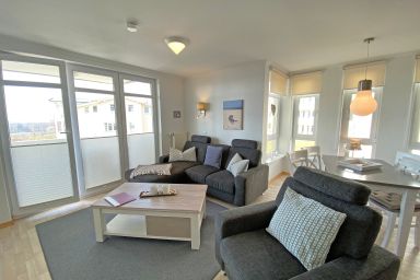 A: Haus Rügenscher Bodden Whg. 06 mit Meerblick - Ferienwohnung 06 3-Raum 1.Etage mit Balkon