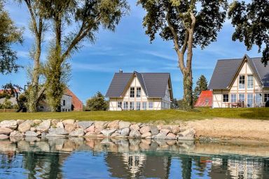 Watermark Usedom - Traumhaus direkt am Wasser mit eigener Ba - Watermark Usedom - Ferienhaus Woge - Traumhaus direkt am Wasser mit eigener Badestelle für bis zu 6 Personen