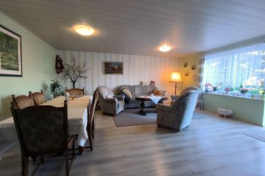 Petersen: Ferienhof mit toller Gastfreundschaft - Ferienwohnung 2