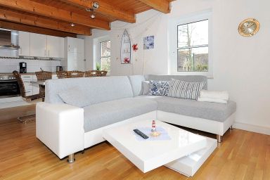 Ferienwohnungen Haus Konteradmiral Ulrich Lübbert - Ferienwohnung 1
