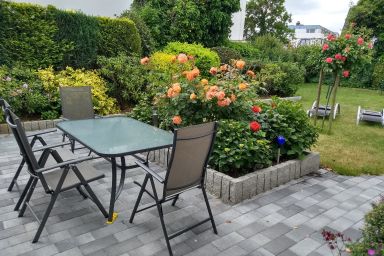 FeWo Am Deich, Terrasse, Garten. 70m zum Strand, Fahrradgarage