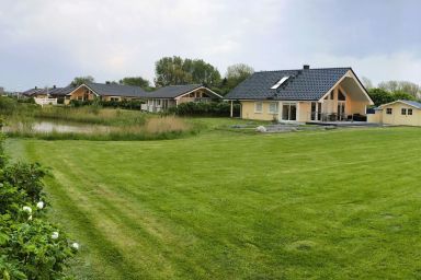 Sealect-Hus 5 direkt an der Nordsee nahe St. Peter Ording - mit Sauna, Whirlpool und Kamin