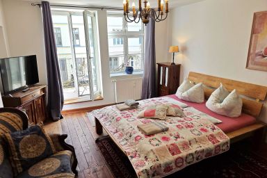 App. 1 mit Balkon - Café 28 & Pension am Markt - ABC621