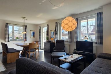 Ferienwohnung U5 "Wassermann" - moderne strandnahe 3-Zimmer-Ferienwohnung für bis 5 Pers. mit WLAN