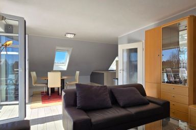 Ferienwohnung L45 - 3-Zi.-Fewo für 4 Pers.- im Dachgeschoss mit WLAN