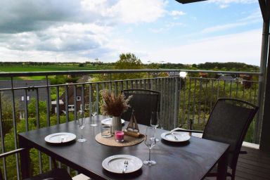 49.4.S Waterkant - Moderne, hochwertige Ferienwohnung, Sauna, großer Balkon, strandnah