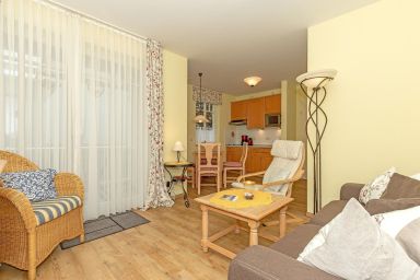 Schaumburg - Ideale Ferienwohnung für zwei mit Südterrasse und WLAN - nur 180 m zum Strand!