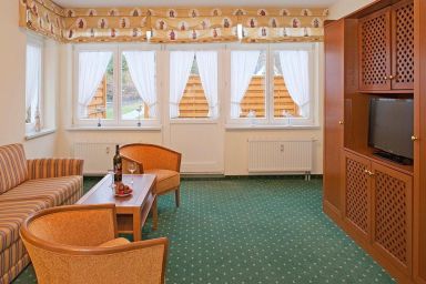 Villa Aegir - 3-Zimmer Ferienapartment direkt an der Ostsee - Saunanutzung im Haus inklusive!