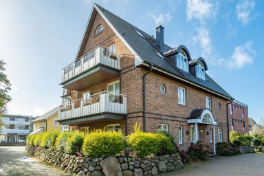 Strandperle - Moderne 2-Zimmerwohnung mit Balkon, am Dorfteich.